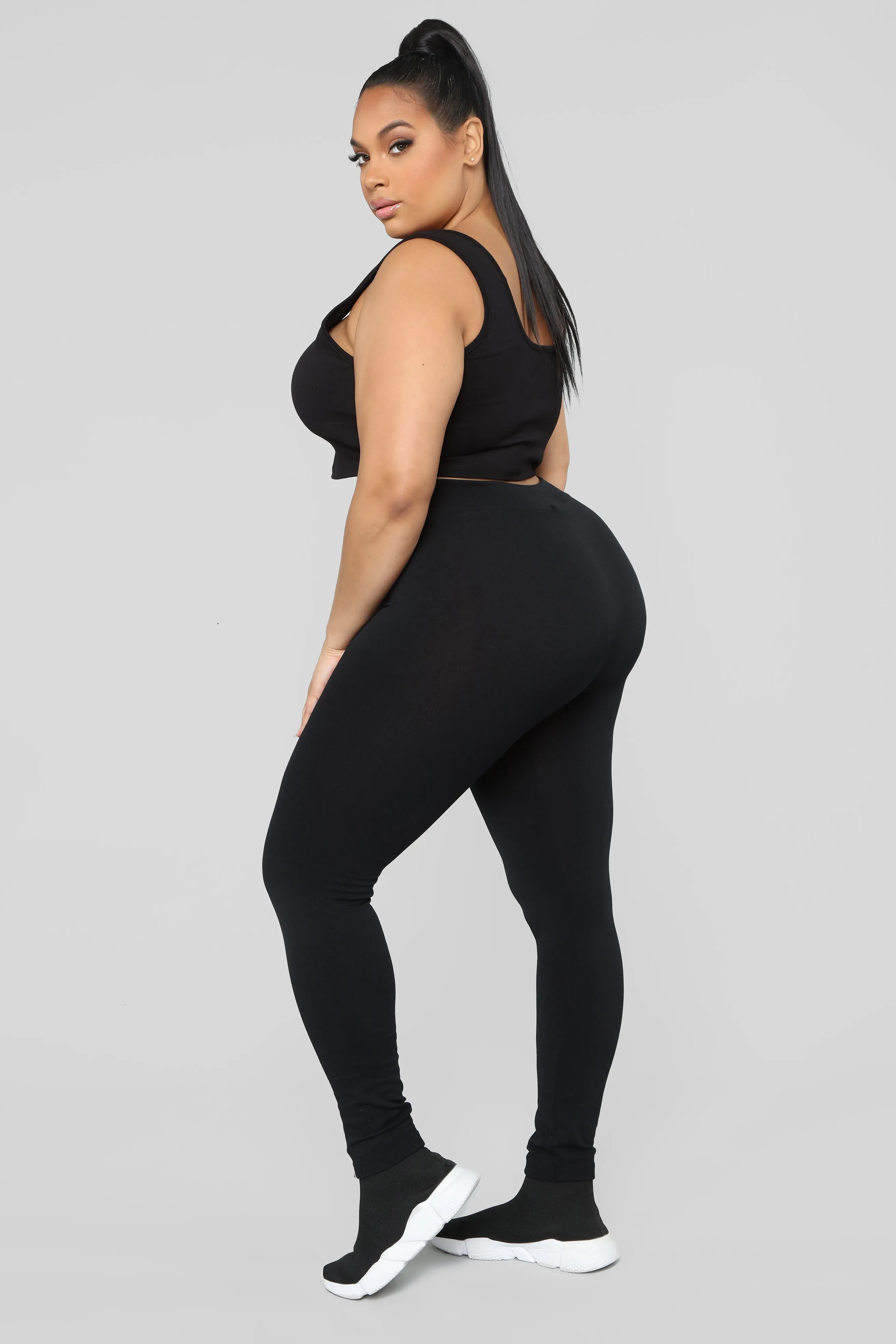 A Leg Up Legging - Black