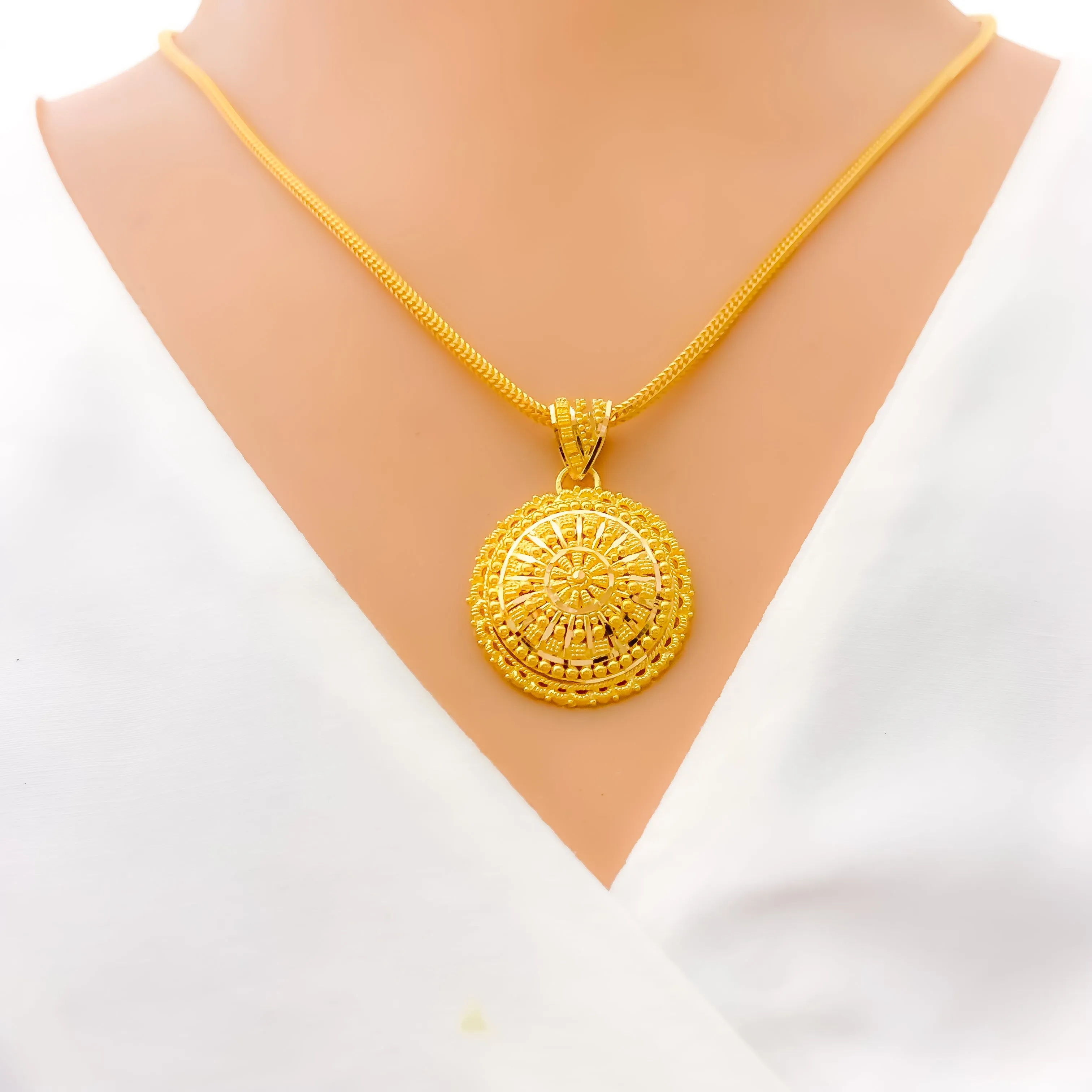 Attractive Mandala Inspired 22k Gold Pendant Set