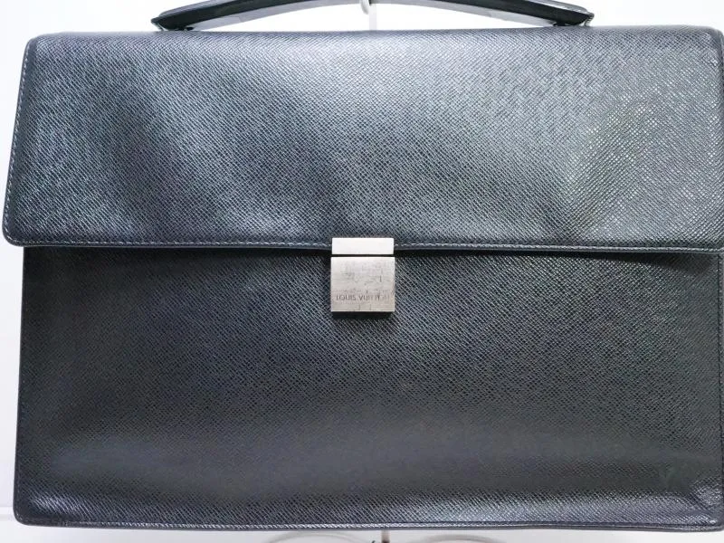 Authentic Pre-owned Louis Vuitton Taiga Ardoise Black Porte-documents Angara Briefcase M30772 190436