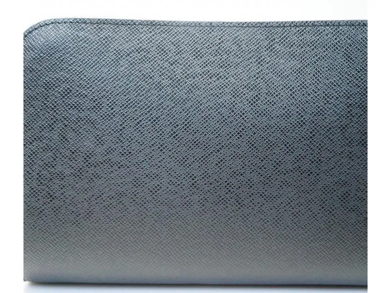 Authentic Pre-owned Louis Vuitton Taiga Black Ardoise Pochette Baikal Clutch Bag Purse M30182 181067