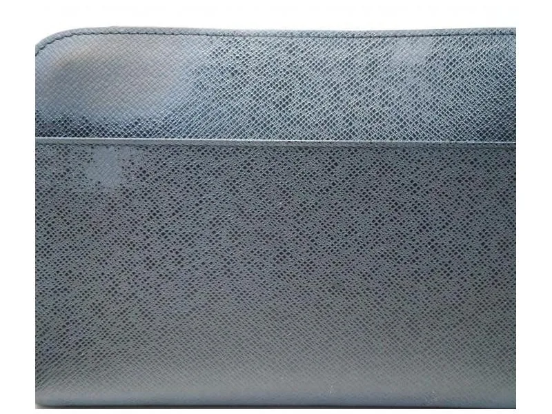 Authentic Pre-owned Louis Vuitton Taiga Black Ardoise Pochette Baikal Clutch Bag Purse M30182 181067