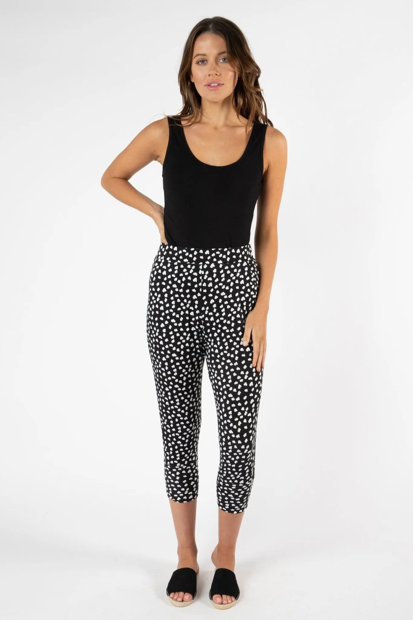 Betty Basics Lyon Pant in Heart Ocelot