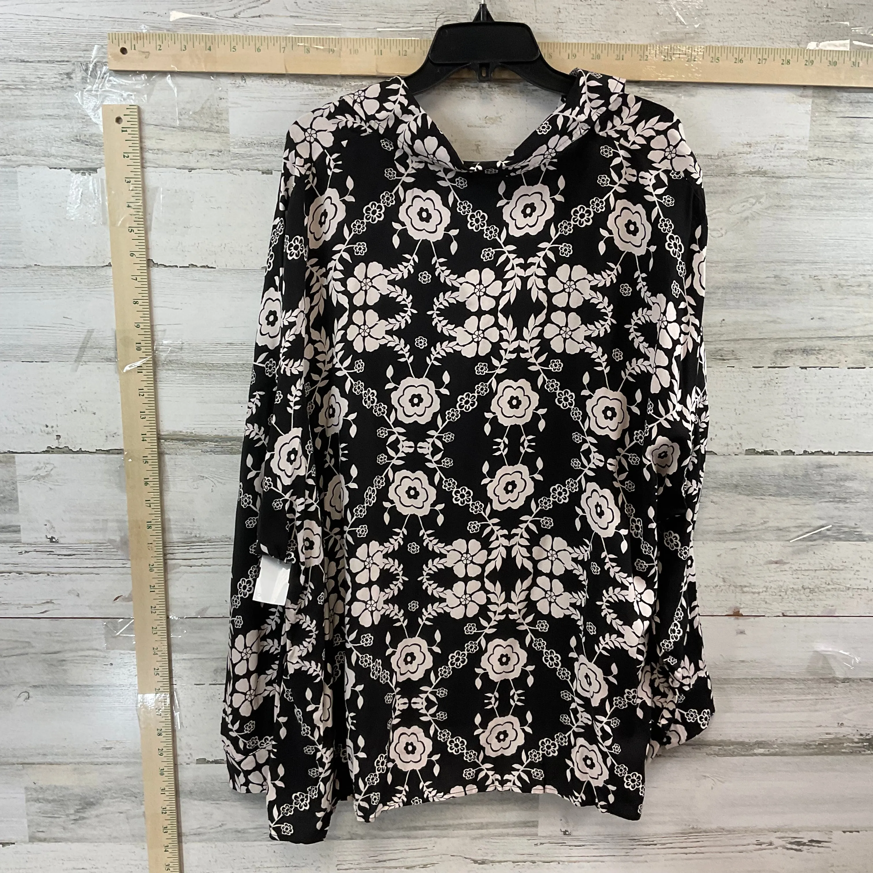 Blouse Long Sleeve By EMILY WONDER  Size: 3x