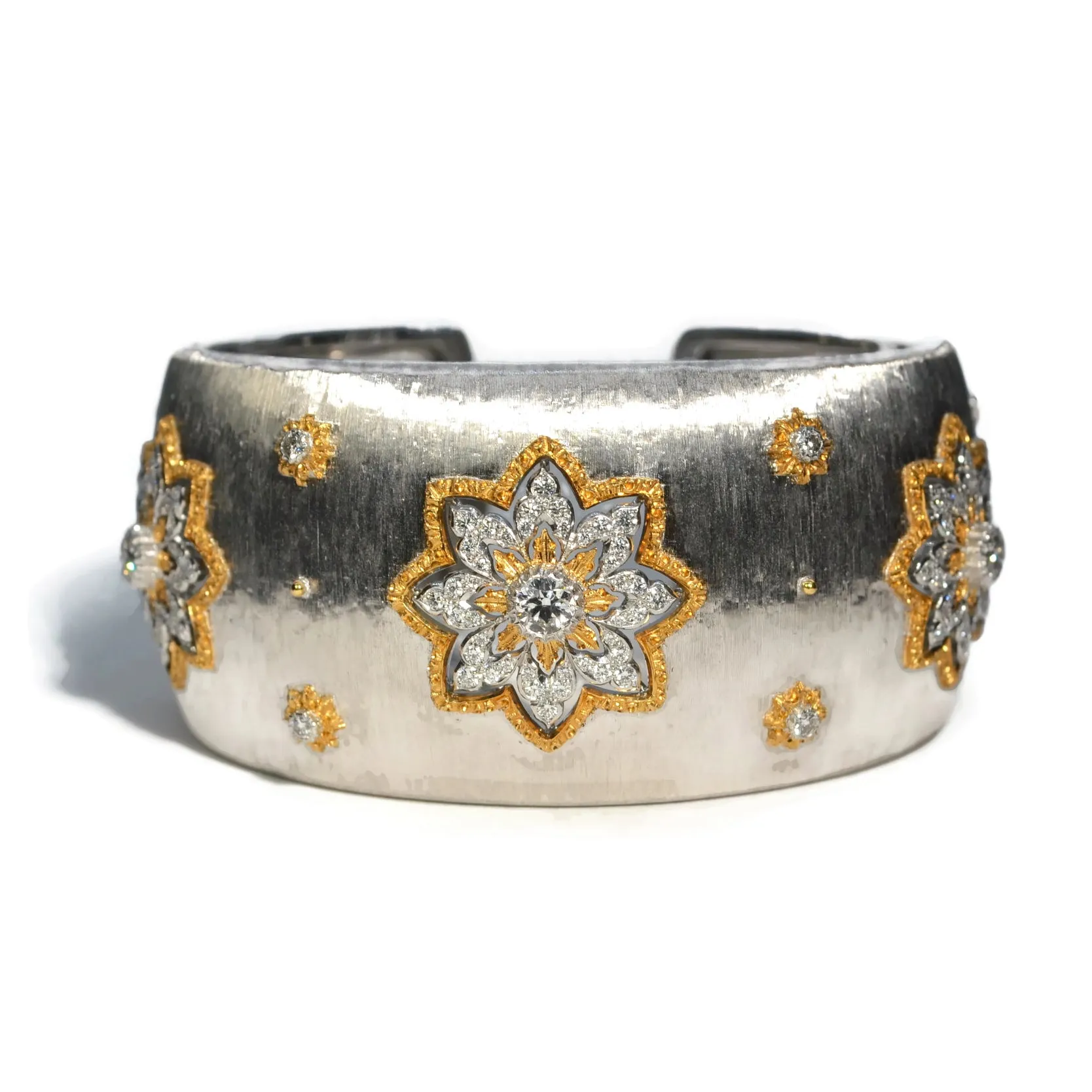 Buccellati - Engraved Cuff Bracelet with Diamonds, 18k White and Yellow Gold