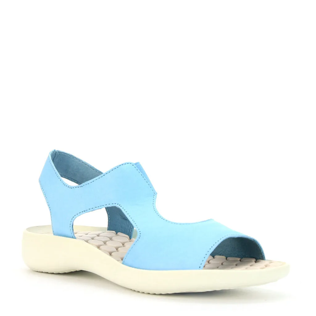 Caya Flat Sandals