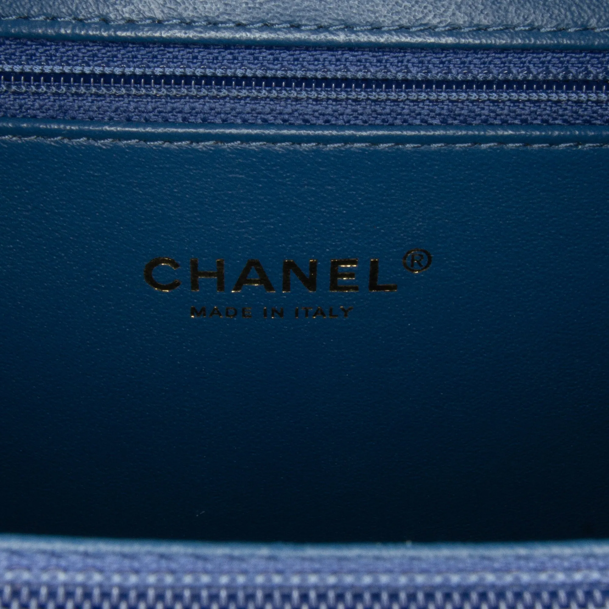 Chanel CC Filigree Vanity Case Blue Caviar Gold