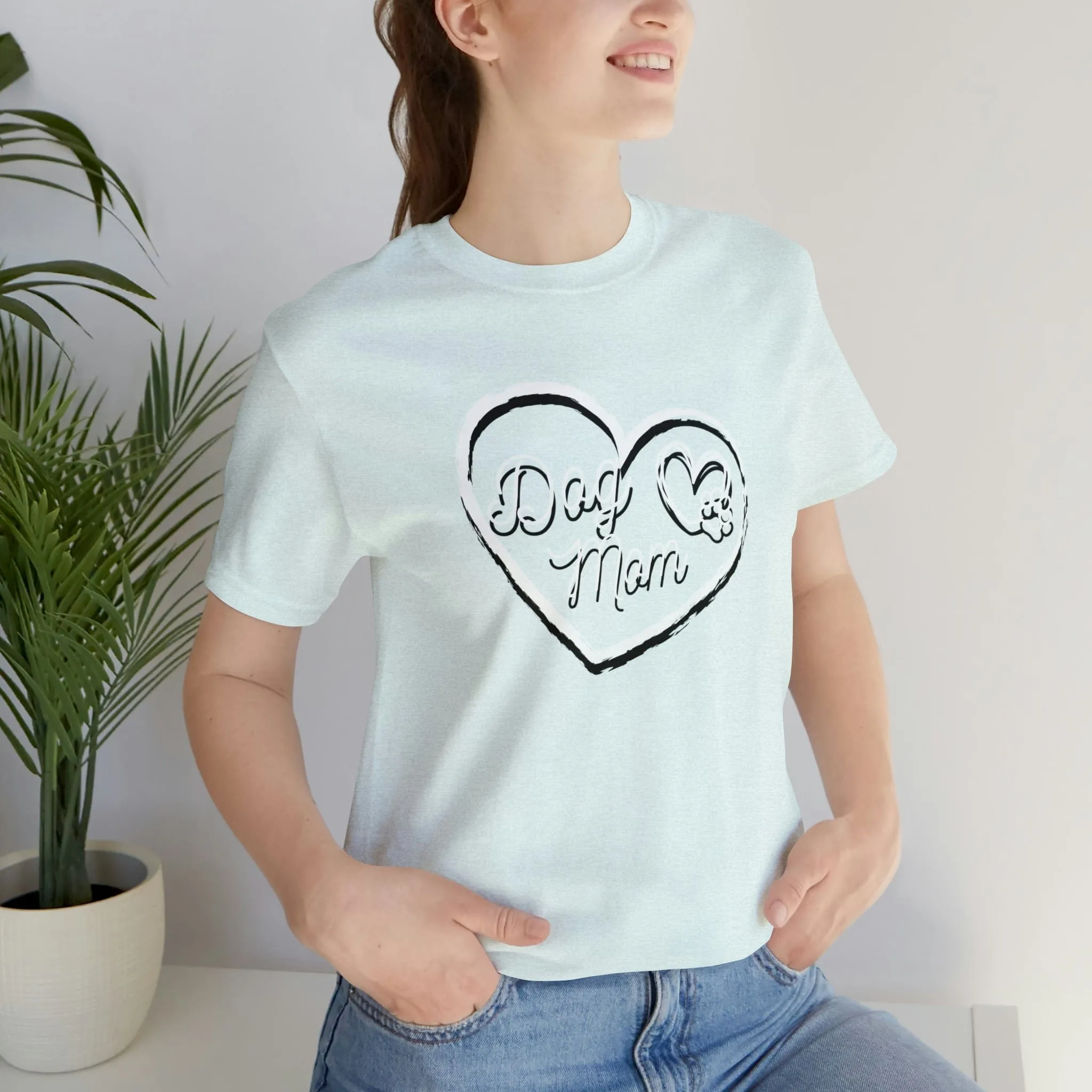 Dog Mom - Unisex Jersey Short Sleeve Tee