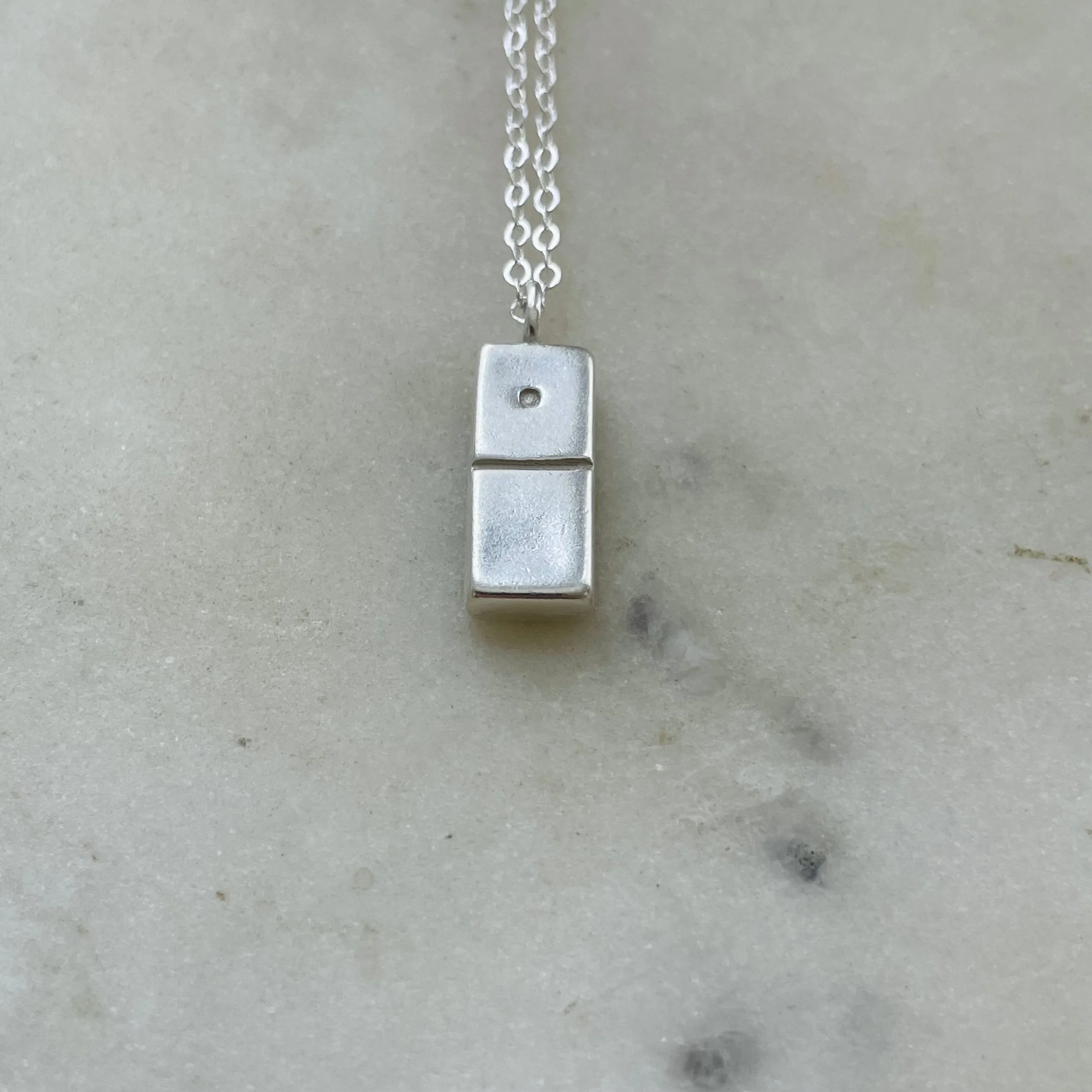 DOMINO PENDANT