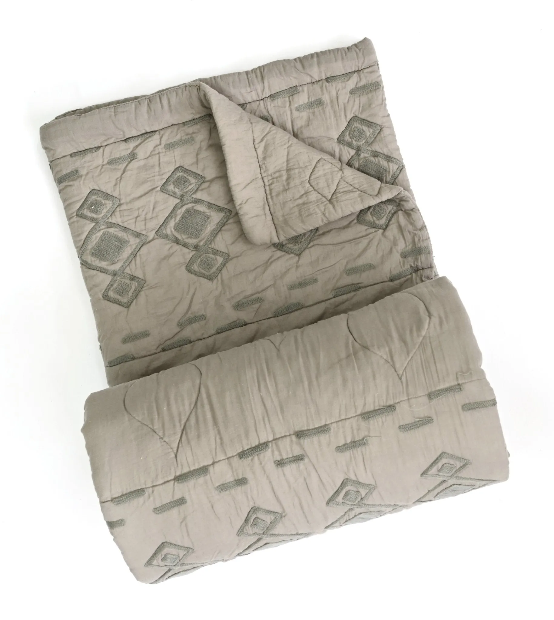 ELORA QUILT/RAZAI SET WITH PILLOW COVERS