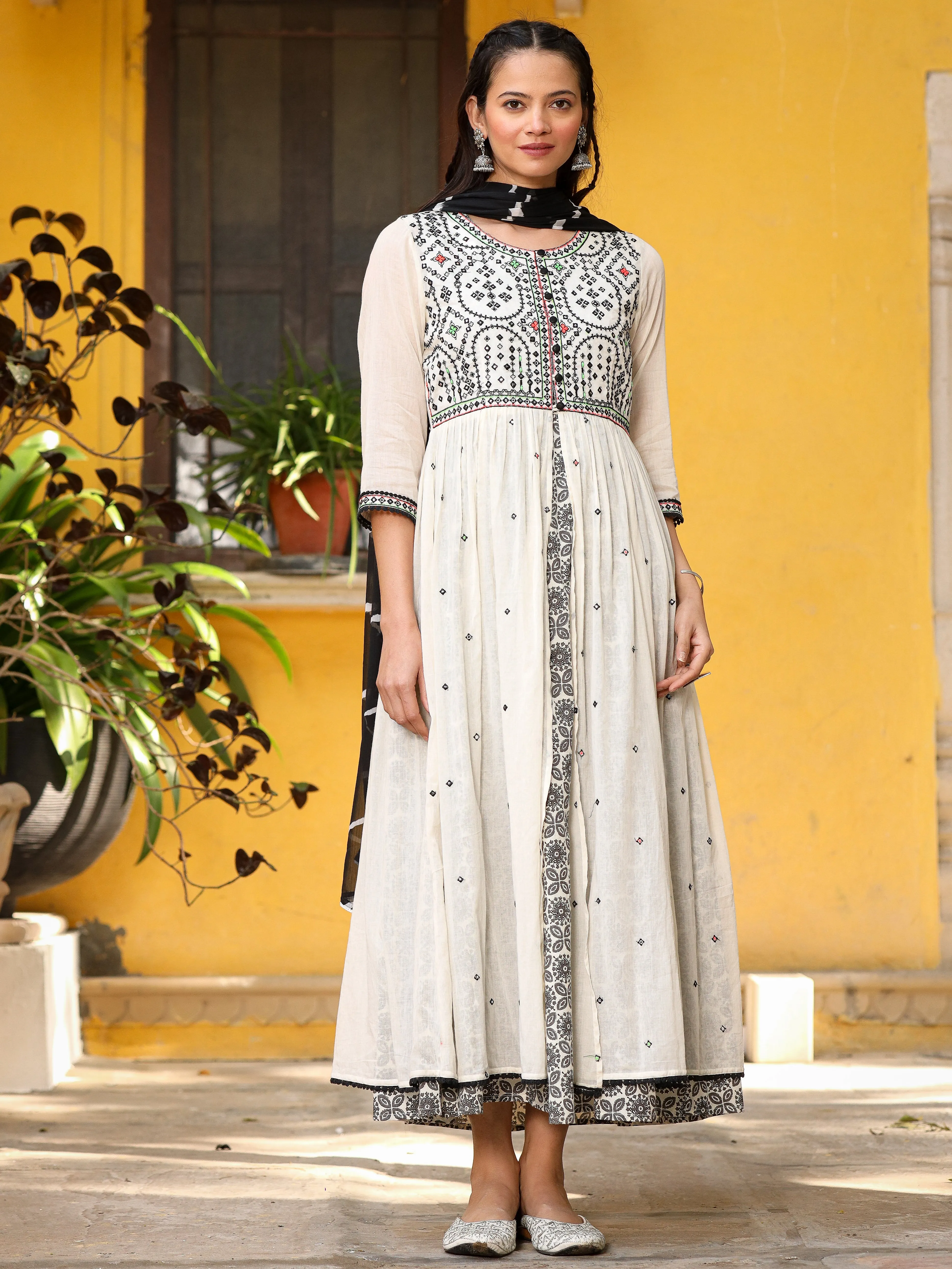 Juniper Off-White & Black Cotton  Embroidered Anarkali Dress With Jacket & Tie-Dye Dupatta