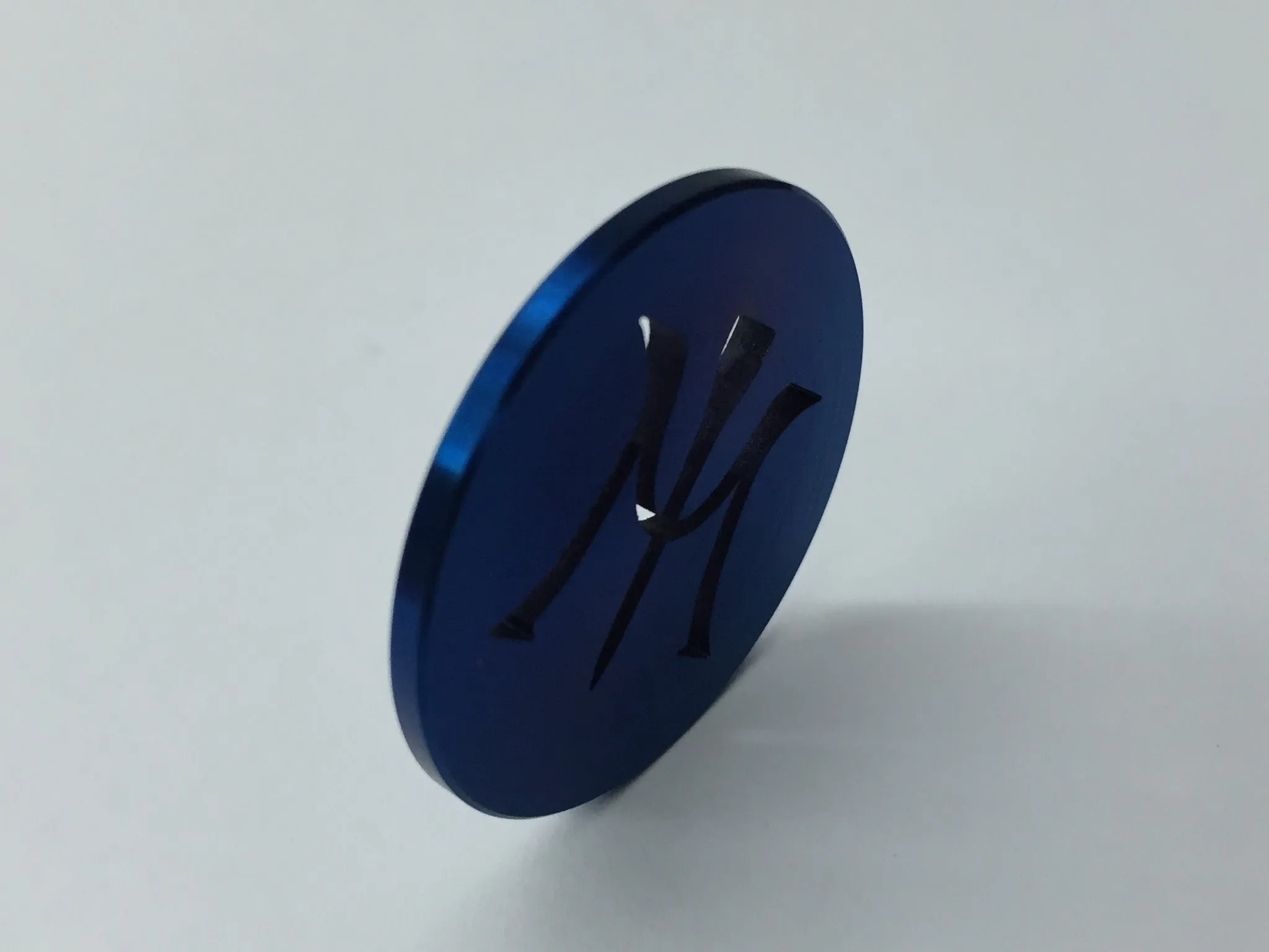 Miura Golf Ball Marker Cobalt Blue