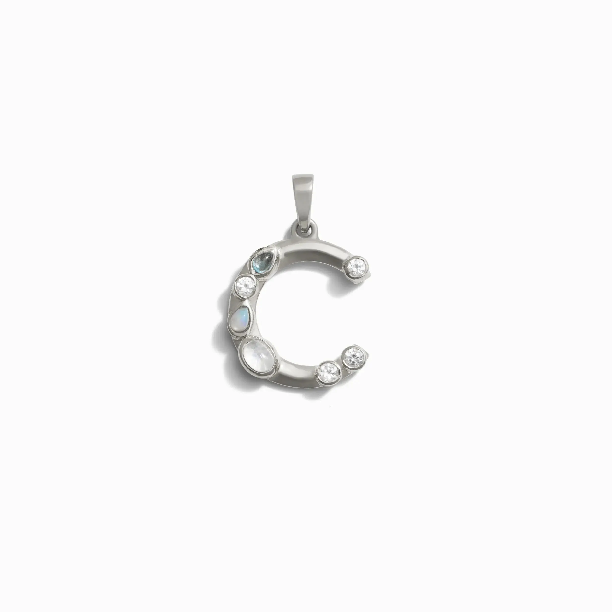 Q Initial Pendant