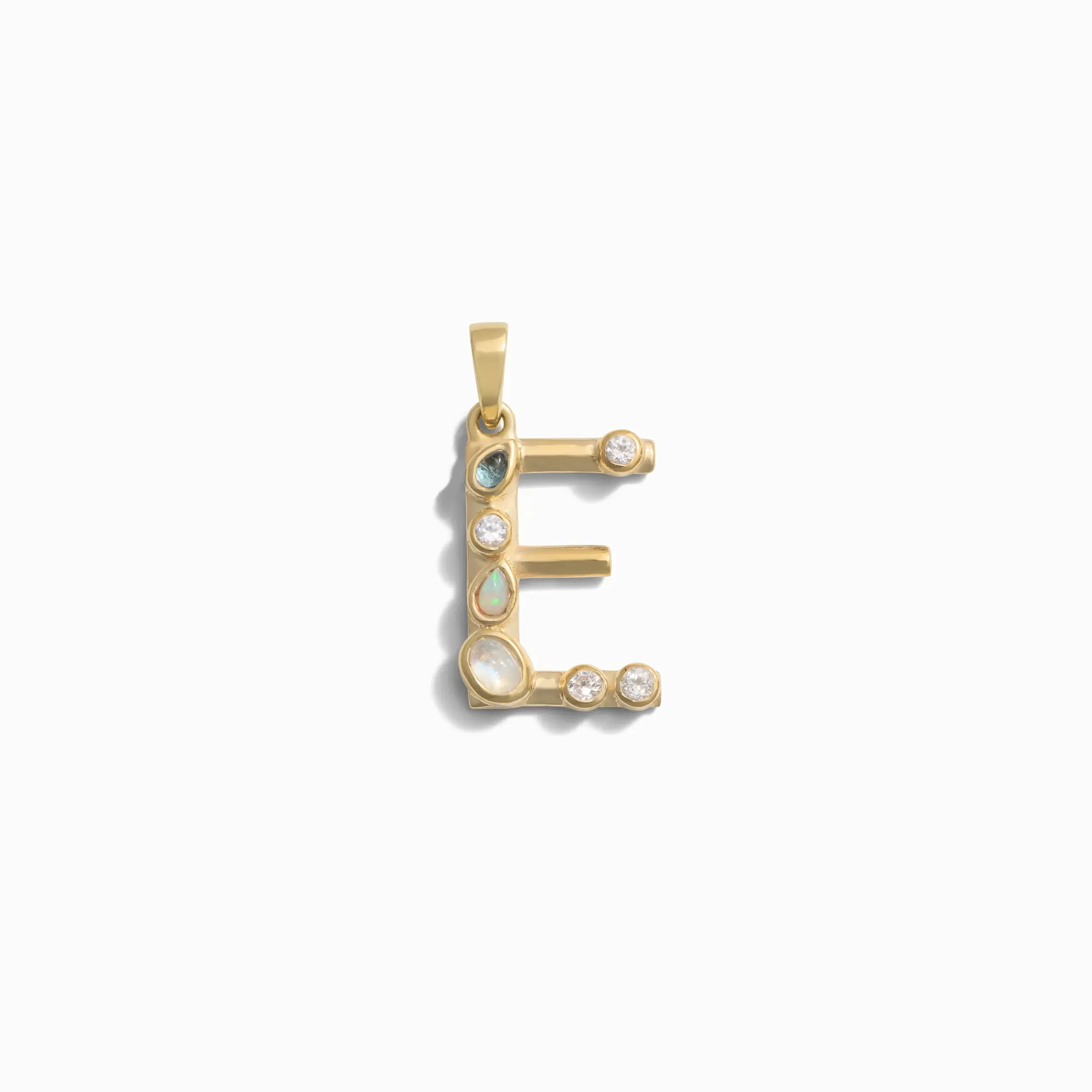 Q Initial Pendant