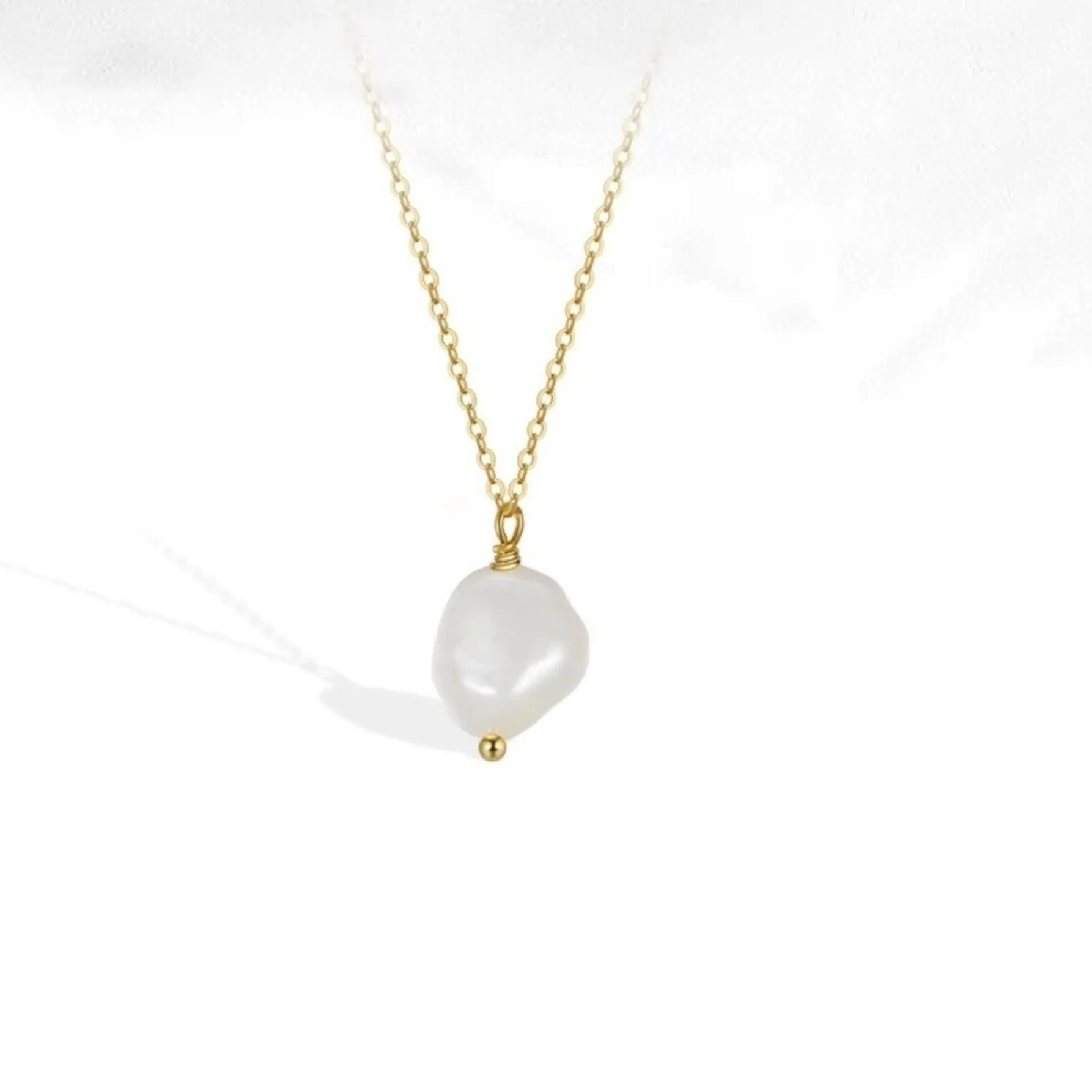 Single Freshwater Pearl Necklace