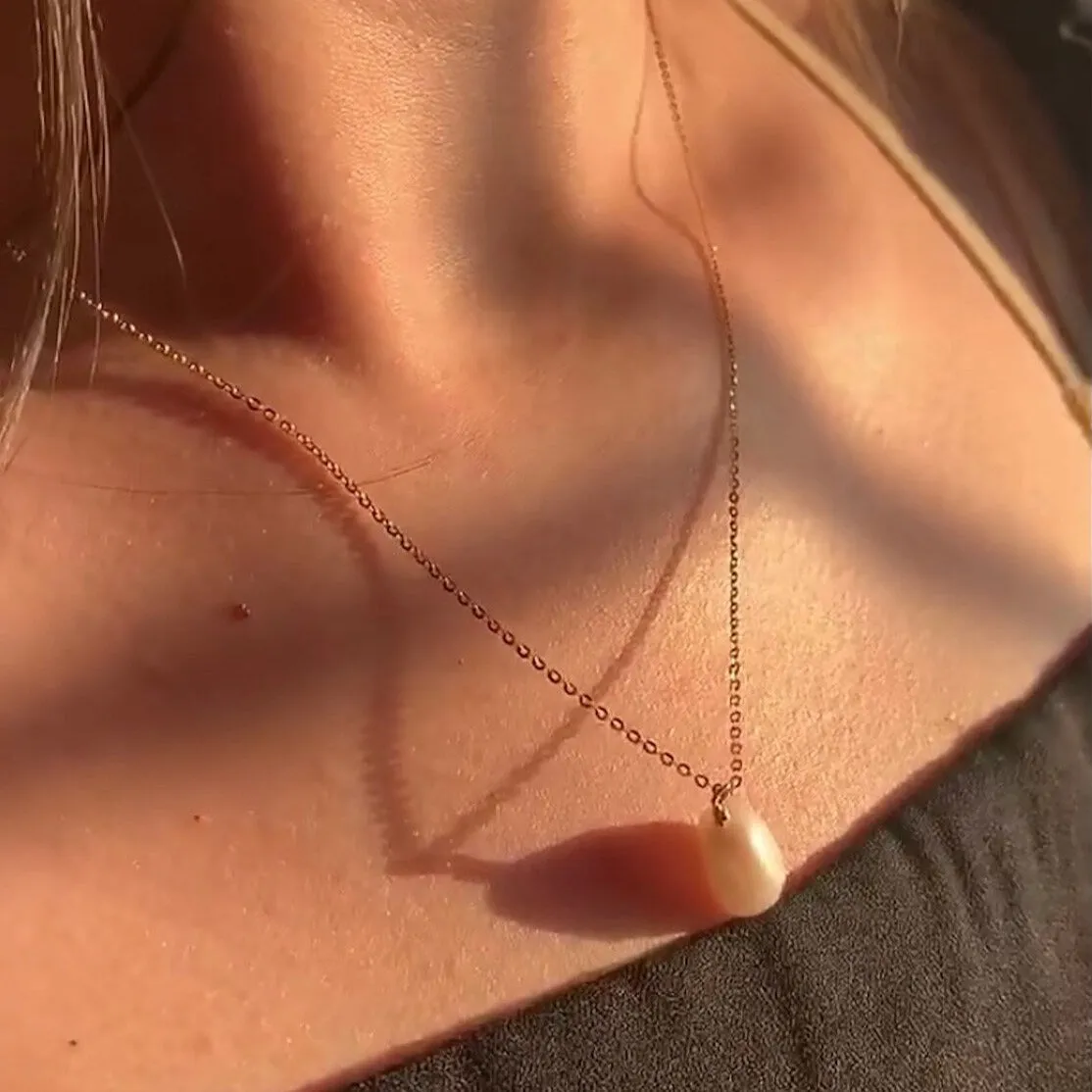 Single Freshwater Pearl Necklace