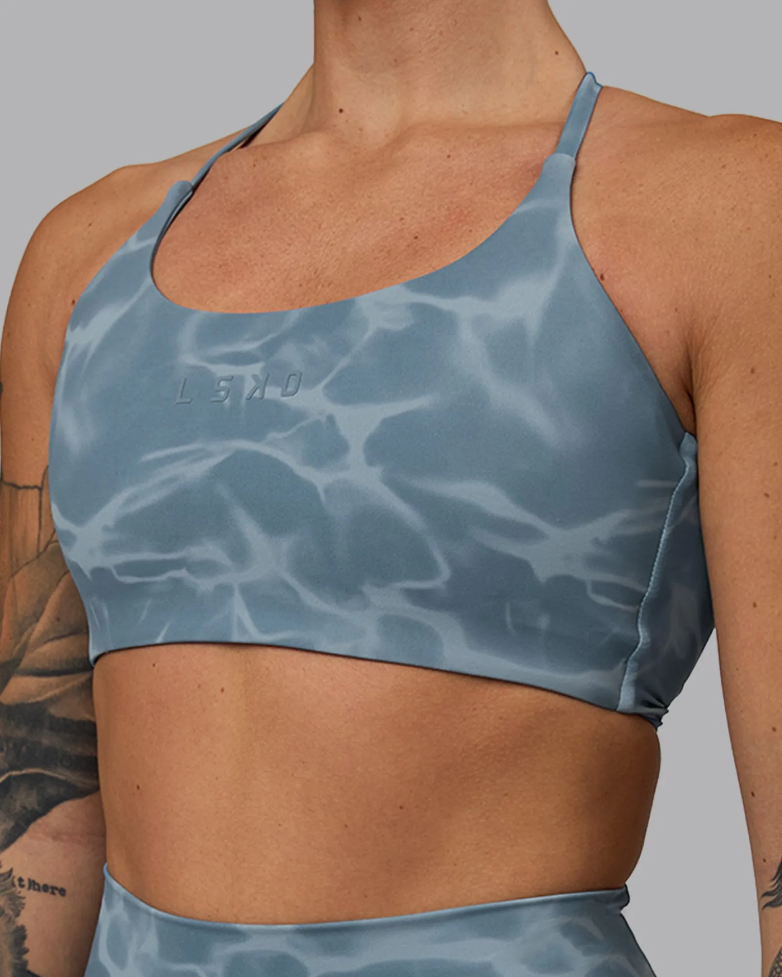 Twist Sports Bra - Tranquil-Elemental Blue