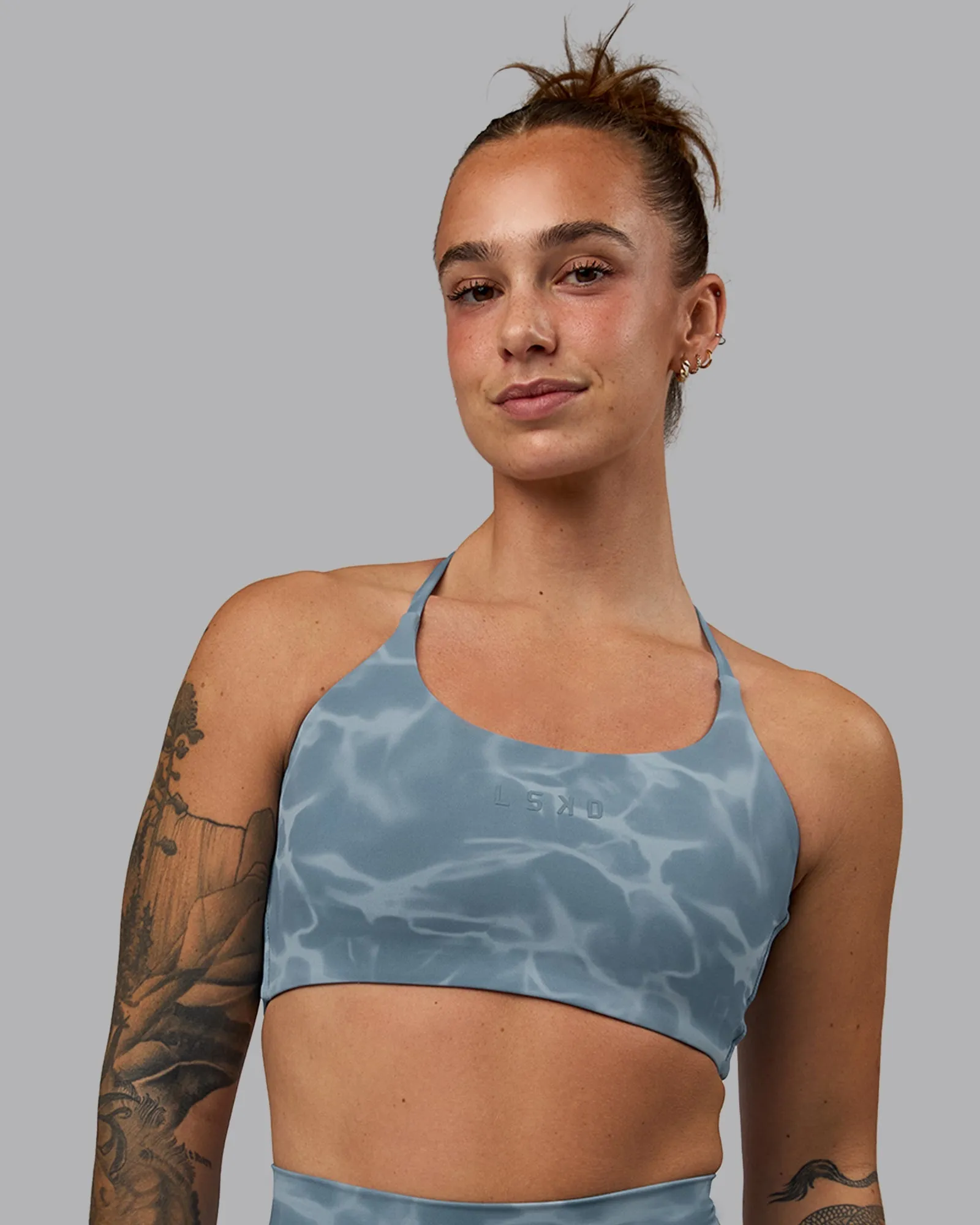 Twist Sports Bra - Tranquil-Elemental Blue