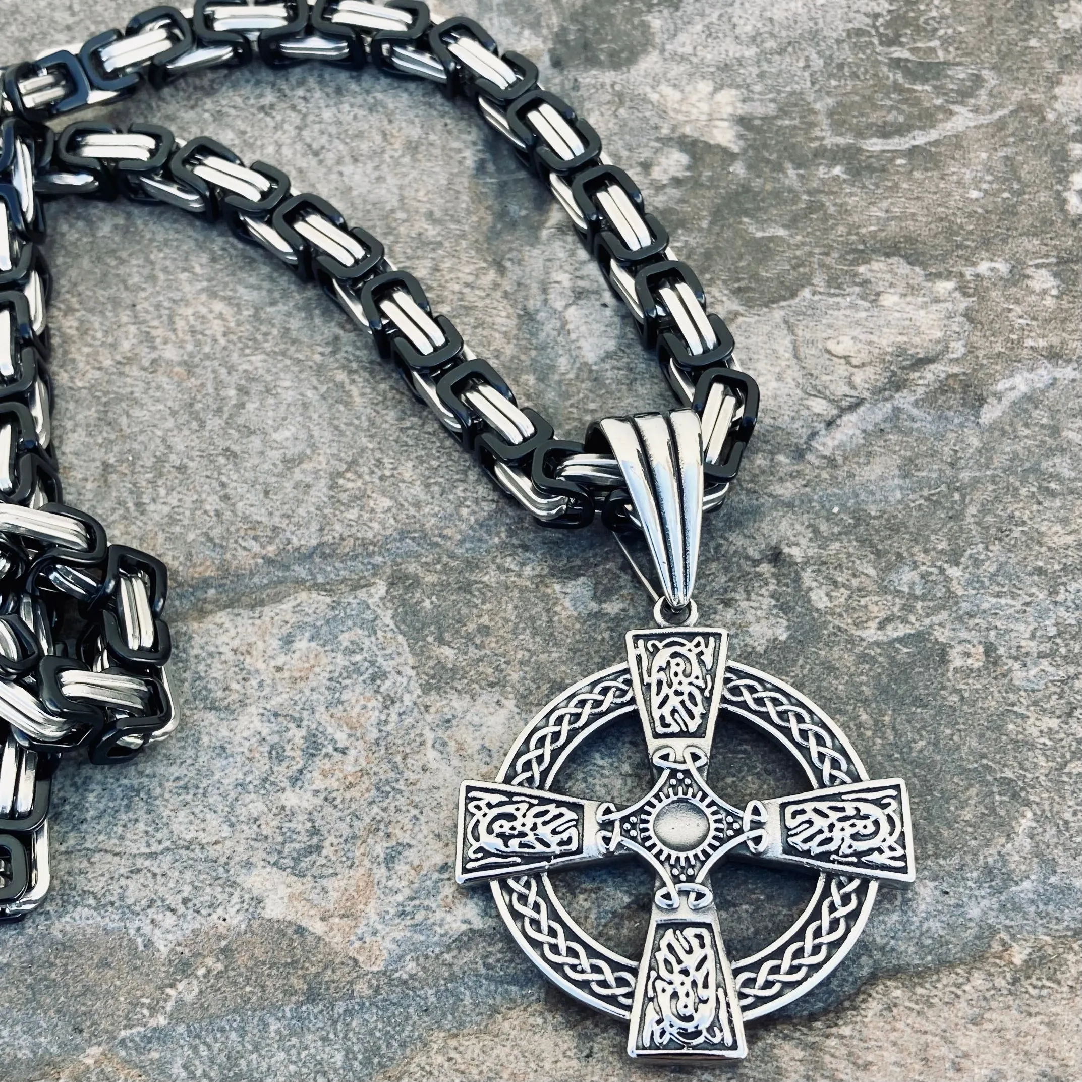 Viking - Celtic Cross Pendant - Necklace (796)